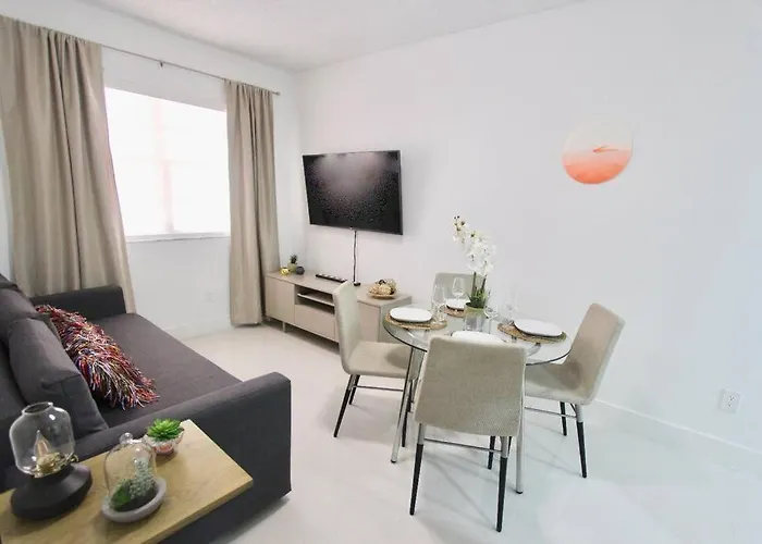 Beautiful Apartment Footsteps From The Beach