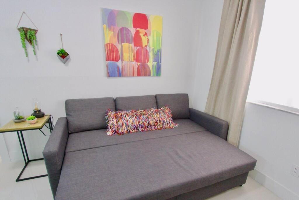 Appartement Beautiful Footsteps From The Miami Beach